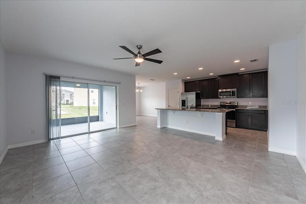 For Rent: $2,200 (4 beds, 3 baths, 1980 Square Feet)