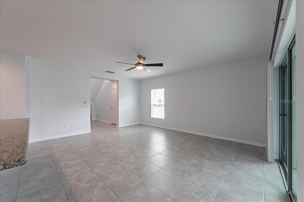 For Rent: $2,200 (4 beds, 3 baths, 1980 Square Feet)