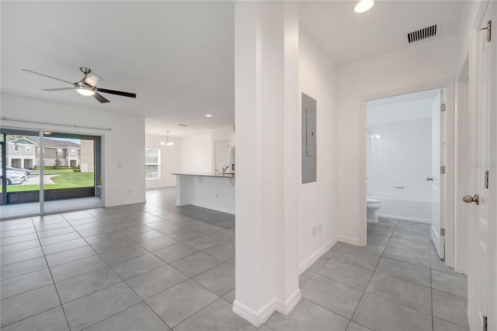 For Rent: $2,200 (4 beds, 3 baths, 1980 Square Feet)