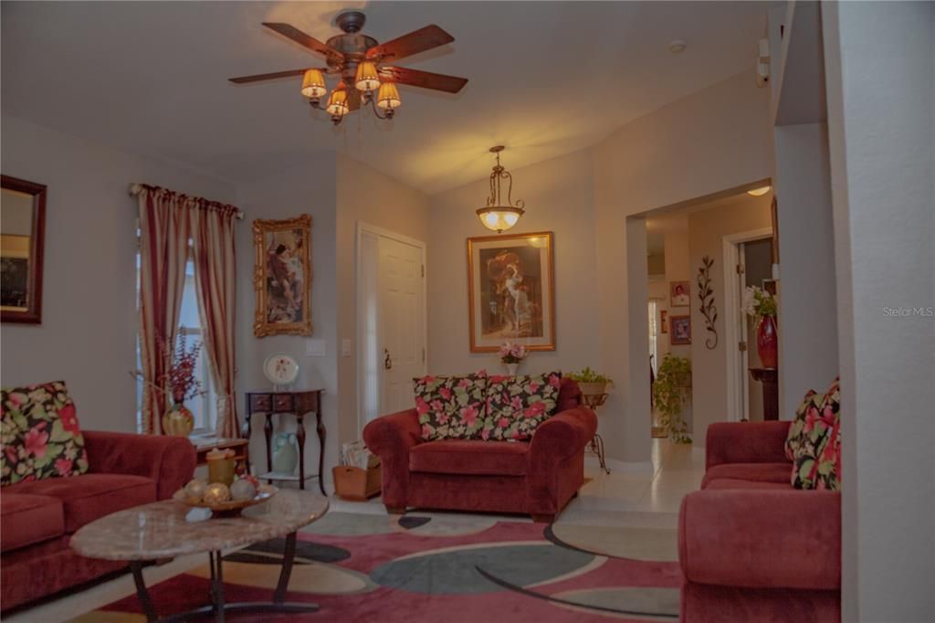 For Sale: $335,000 (3 beds, 2 baths, 1675 Square Feet)