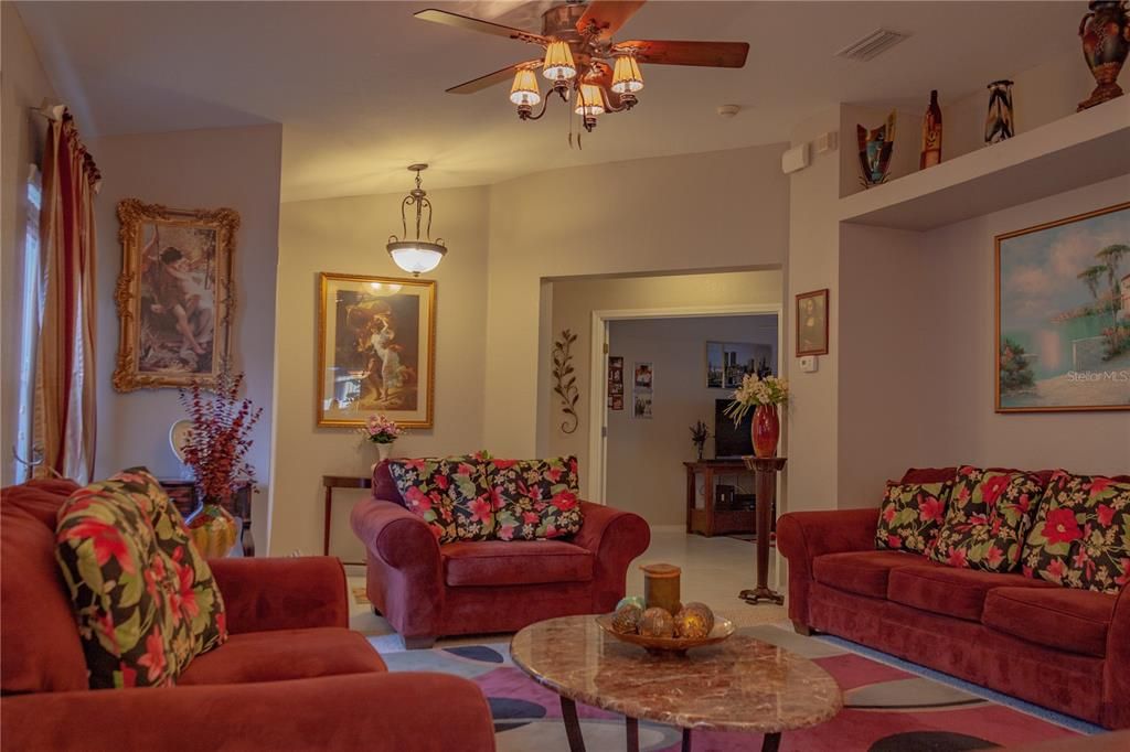 For Sale: $335,000 (3 beds, 2 baths, 1675 Square Feet)