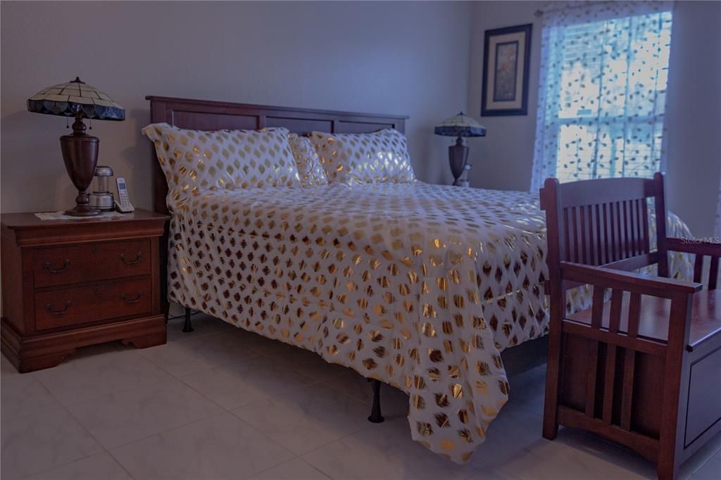 For Sale: $335,000 (3 beds, 2 baths, 1675 Square Feet)