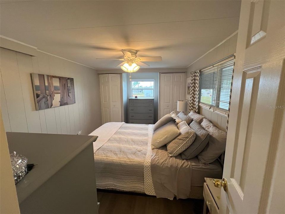 Active With Contract: $164,500 (2 beds, 2 baths, 960 Square Feet)