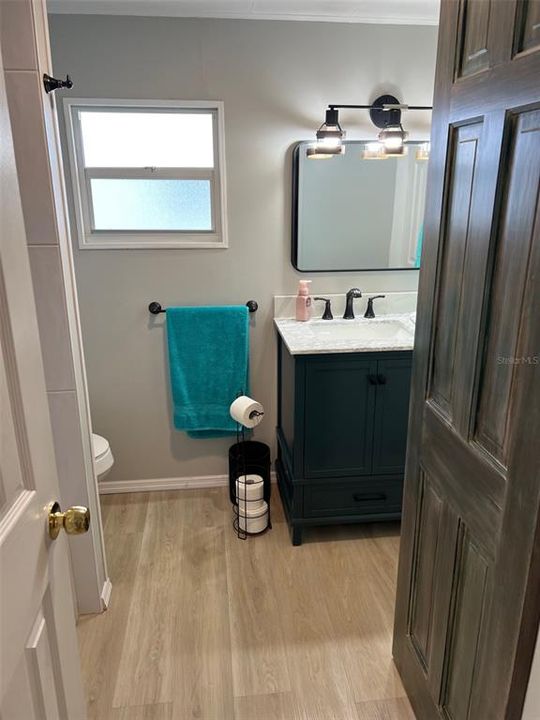 Active With Contract: $164,500 (2 beds, 2 baths, 960 Square Feet)