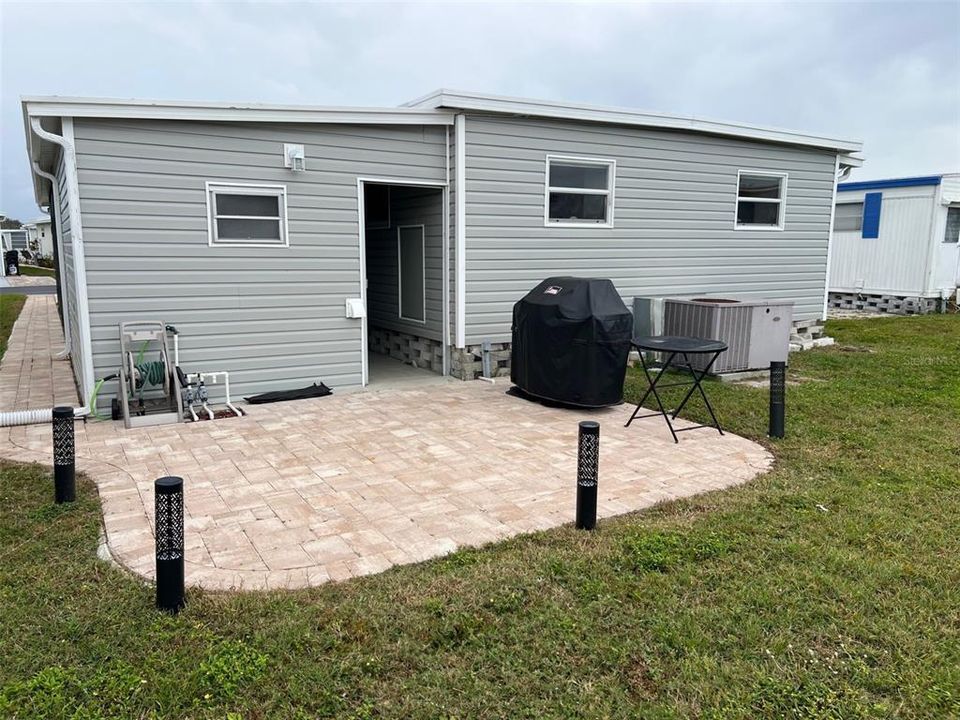 Active With Contract: $164,500 (2 beds, 2 baths, 960 Square Feet)