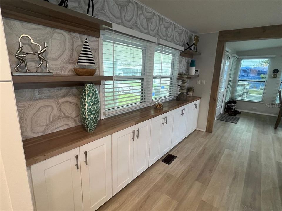 Active With Contract: $164,500 (2 beds, 2 baths, 960 Square Feet)