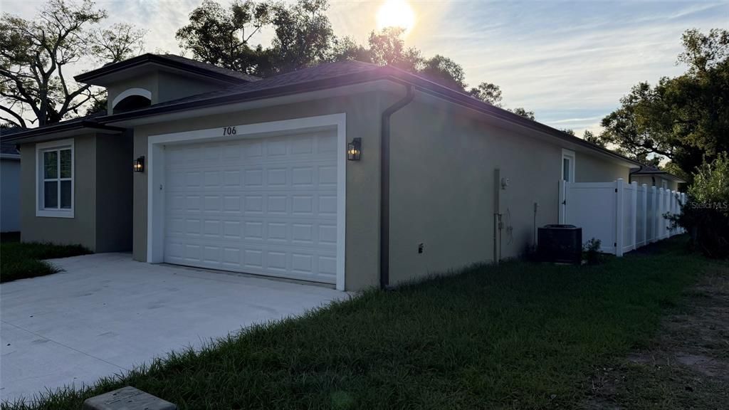 В аренду: $2,750 (4 спален, 2 ванн, 1802 Квадратных фут)