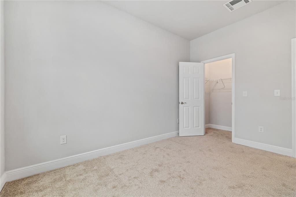 For Sale: $449,000 (2 beds, 2 baths, 1927 Square Feet)