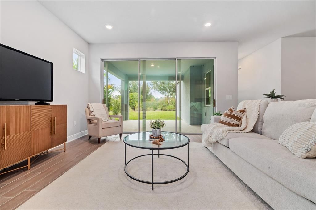 For Sale: $449,000 (2 beds, 2 baths, 1927 Square Feet)