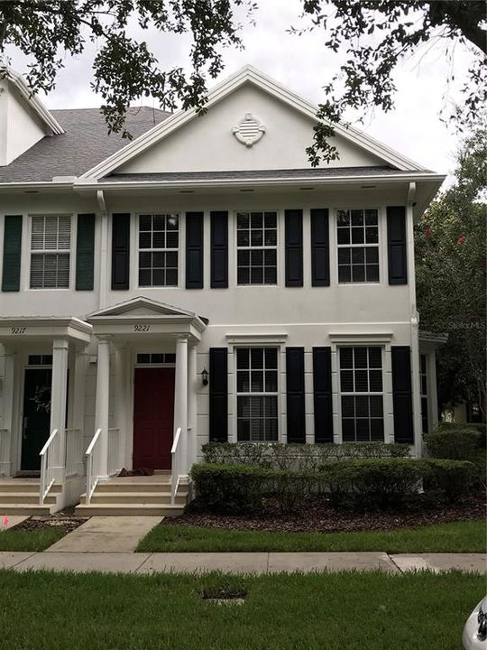 Recently Rented: $2,700 (3 beds, 2 baths, 1923 Square Feet)