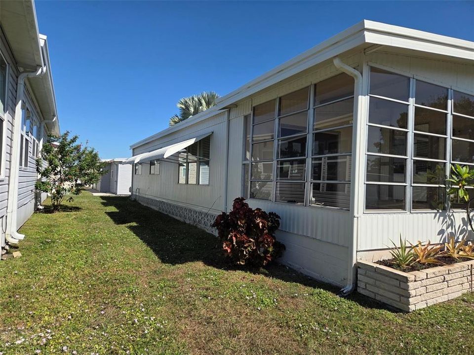 For Sale: $169,900 (2 beds, 2 baths, 960 Square Feet)