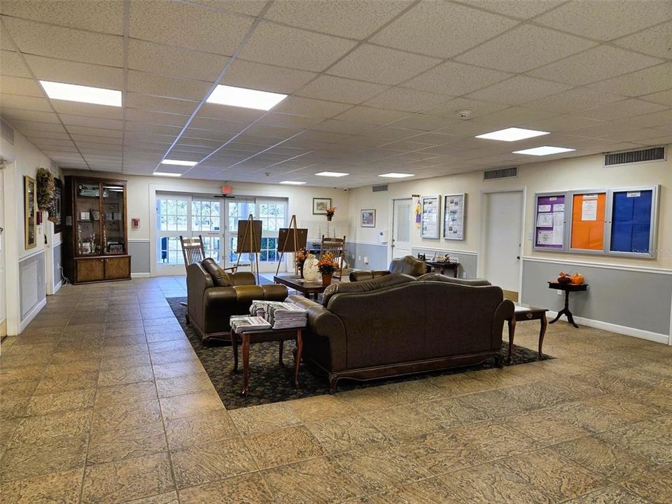 For Sale: $169,900 (2 beds, 2 baths, 960 Square Feet)