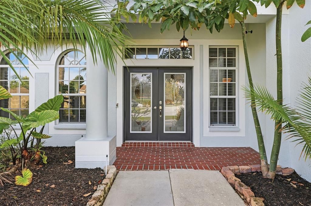 待售: $600,000 (4 贝兹, 3 浴室, 2713 平方英尺)