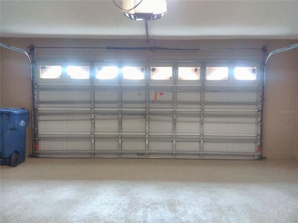 合同活跃: $369,900 (3 贝兹, 2 浴室, 1715 平方英尺)