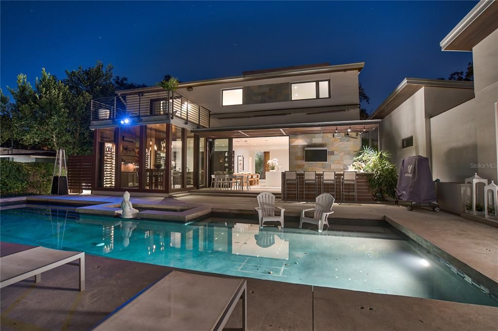 En Venta: $2,885,000 (5 camas, 3 baños, 4001 Pies cuadrados)