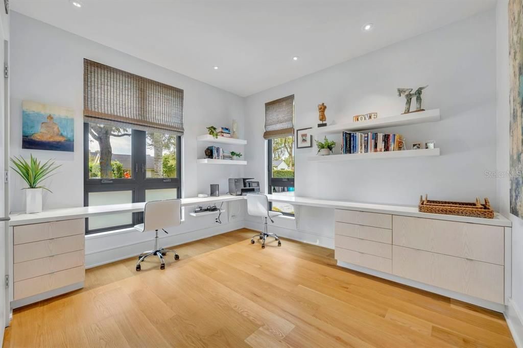 En Venta: $2,885,000 (5 camas, 3 baños, 4001 Pies cuadrados)