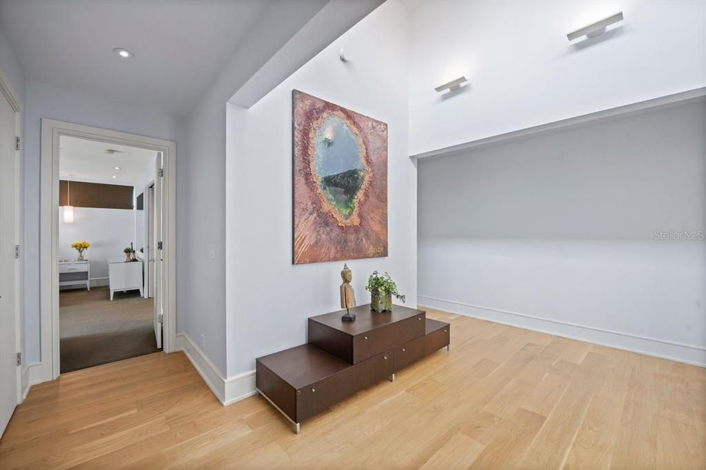 En Venta: $2,885,000 (5 camas, 3 baños, 4001 Pies cuadrados)