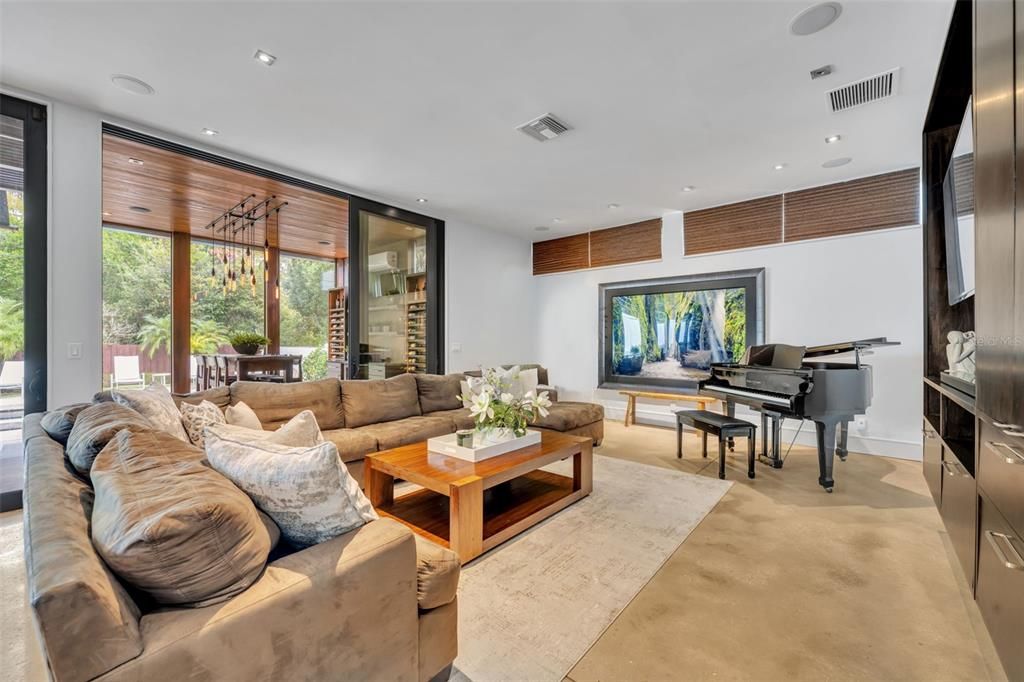 En Venta: $2,885,000 (5 camas, 3 baños, 4001 Pies cuadrados)