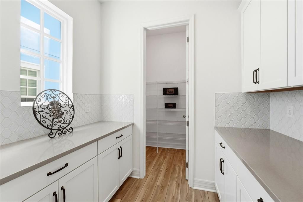 For Sale: $829,000 (4 beds, 2 baths, 2437 Square Feet)