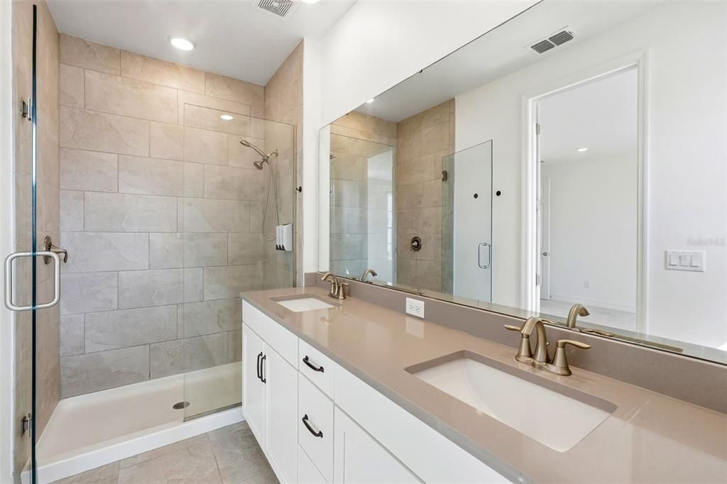 For Sale: $829,000 (4 beds, 2 baths, 2437 Square Feet)