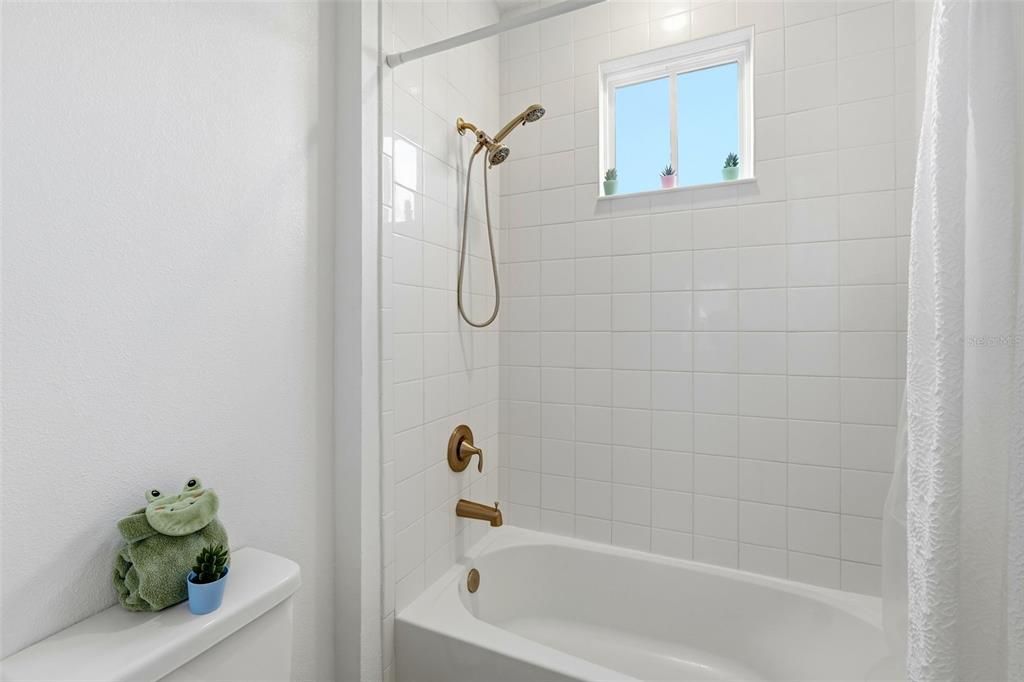 For Sale: $829,000 (4 beds, 2 baths, 2437 Square Feet)