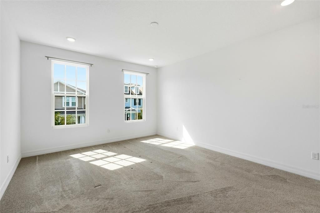 For Sale: $829,000 (4 beds, 2 baths, 2437 Square Feet)