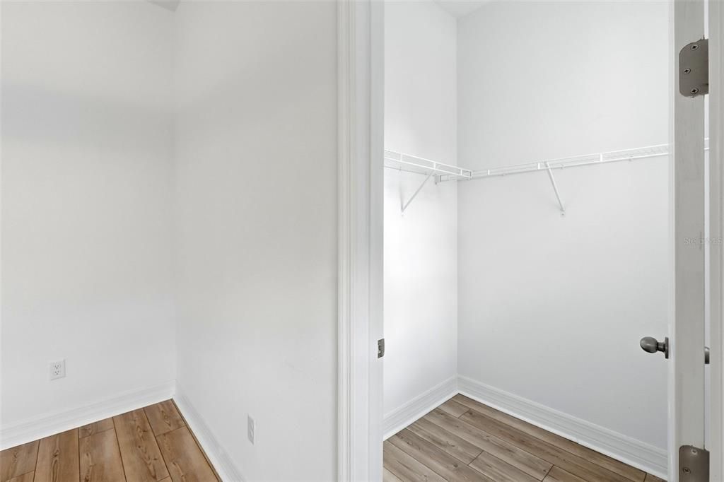 For Sale: $829,000 (4 beds, 2 baths, 2437 Square Feet)