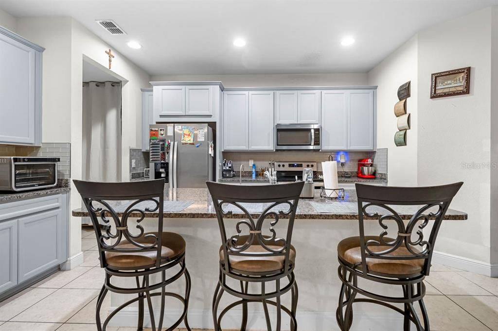 En Venta: $365,000 (4 camas, 3 baños, 2618 Pies cuadrados)