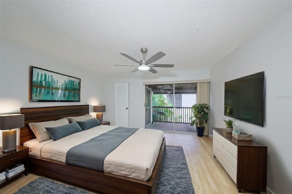 En Venta: $210,000 (2 camas, 2 baños, 1296 Pies cuadrados)