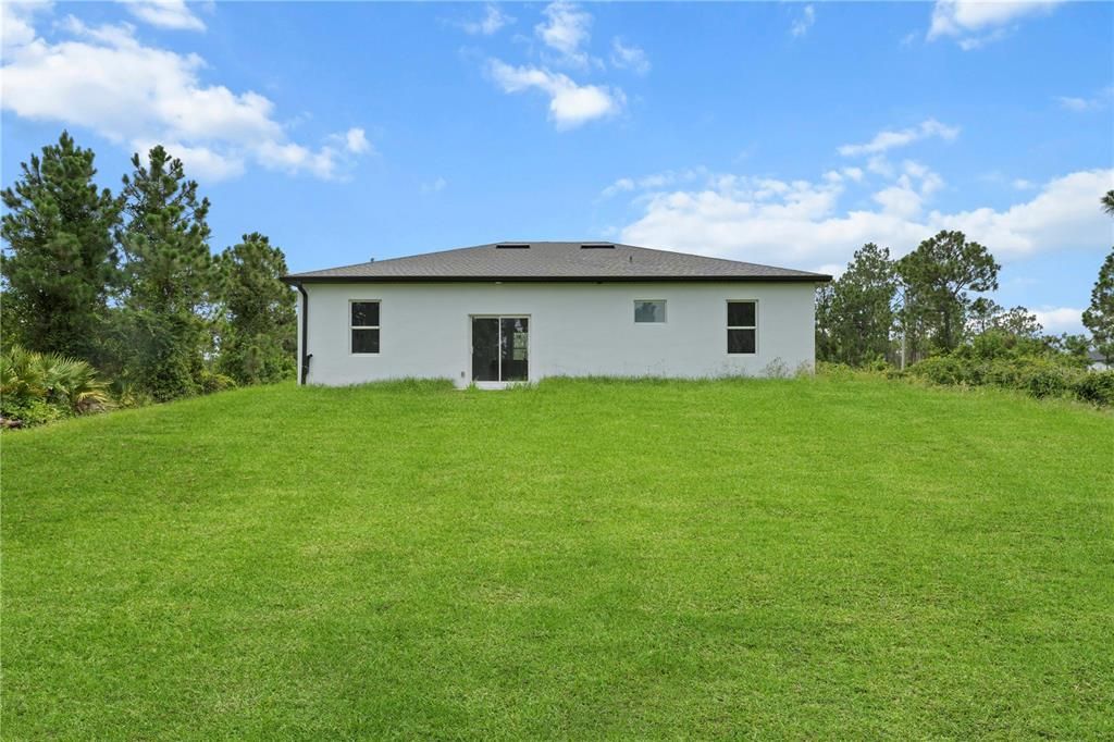 For Sale: $285,900 (3 beds, 2 baths, 1270 Square Feet)