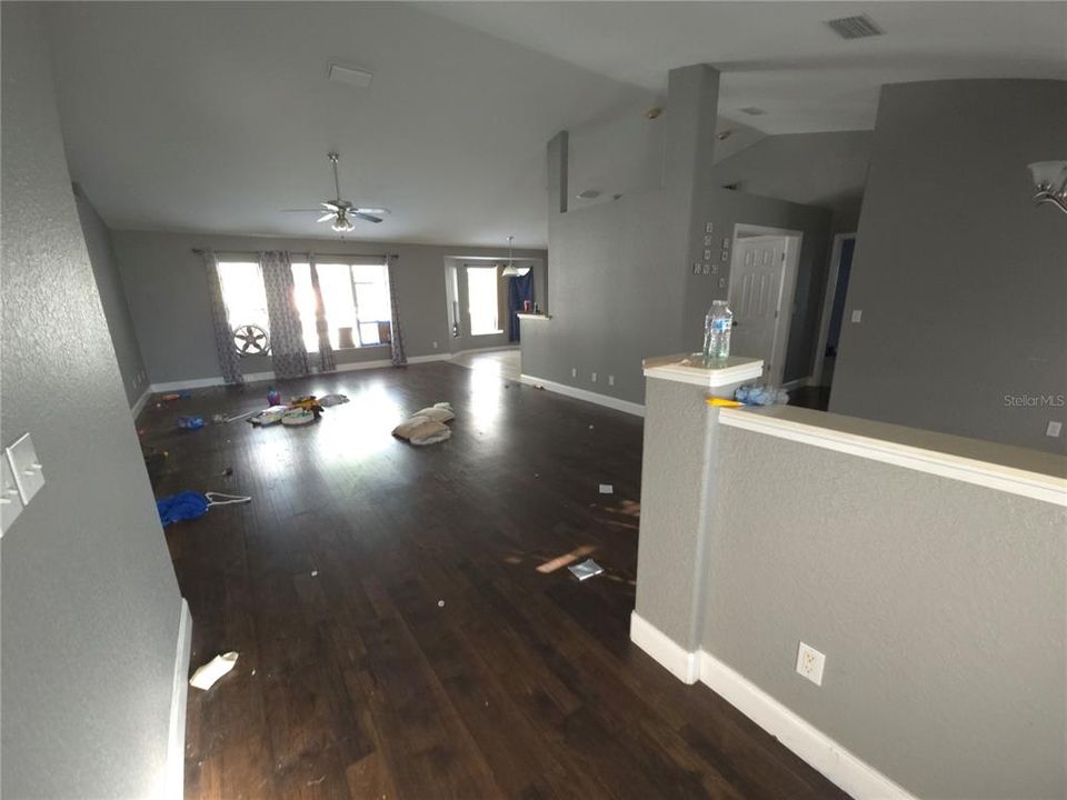 Active With Contract: $249,000 (3 beds, 2 baths, 1791 Square Feet)