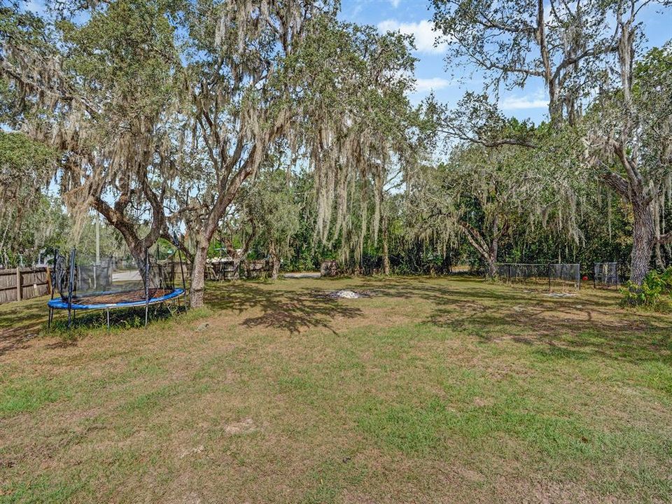 En Venta: $299,900 (3 camas, 3 baños, 1890 Pies cuadrados)