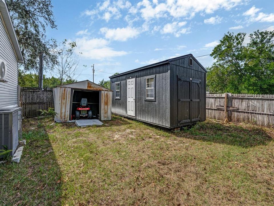 En Venta: $299,900 (3 camas, 3 baños, 1890 Pies cuadrados)