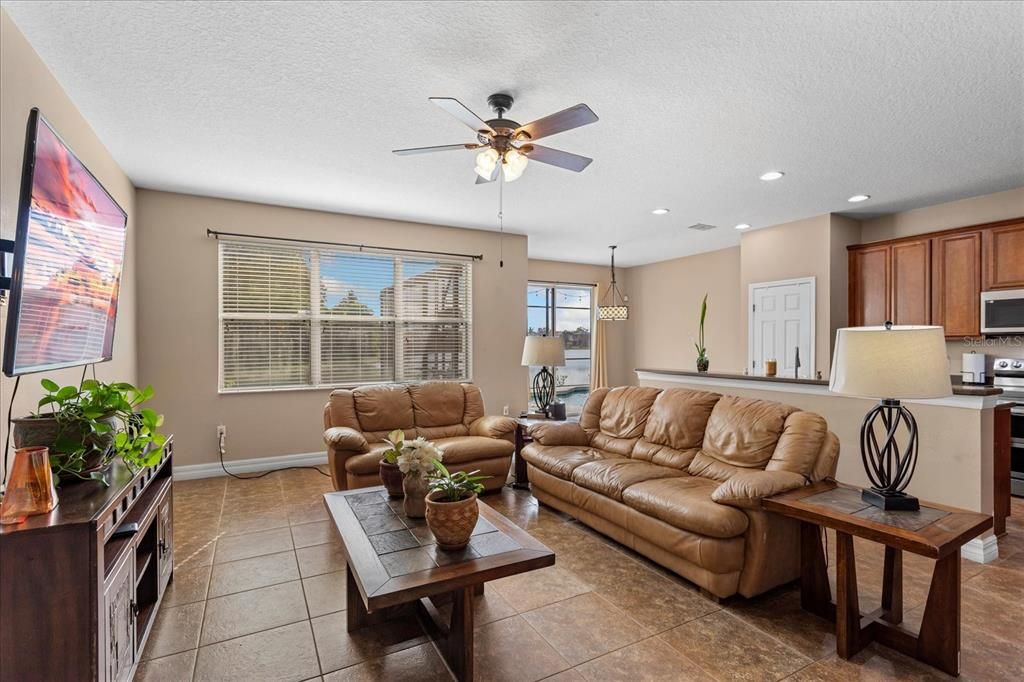 For Sale: $439,900 (4 beds, 2 baths, 2365 Square Feet)