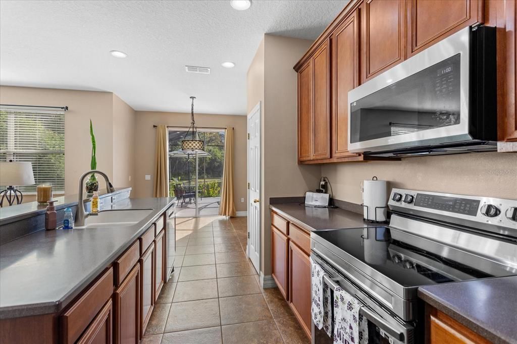 For Sale: $439,900 (4 beds, 2 baths, 2365 Square Feet)