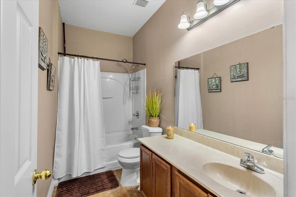 For Sale: $439,900 (4 beds, 2 baths, 2365 Square Feet)