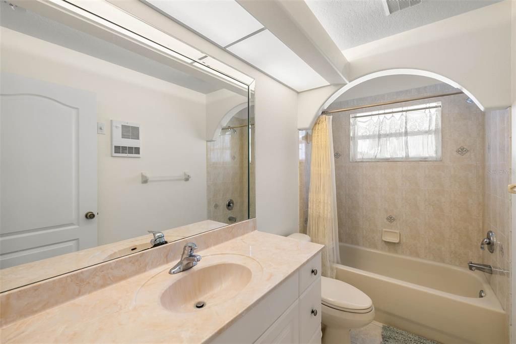 待售: $745,000 (3 贝兹, 2 浴室, 1847 平方英尺)