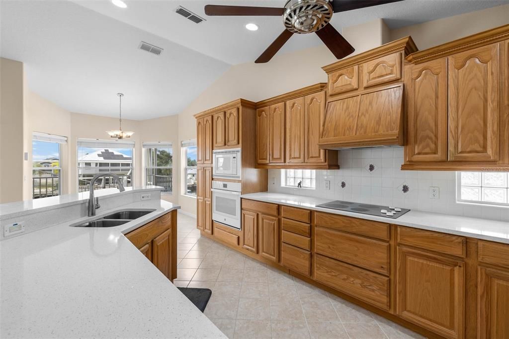 待售: $745,000 (3 贝兹, 2 浴室, 1847 平方英尺)