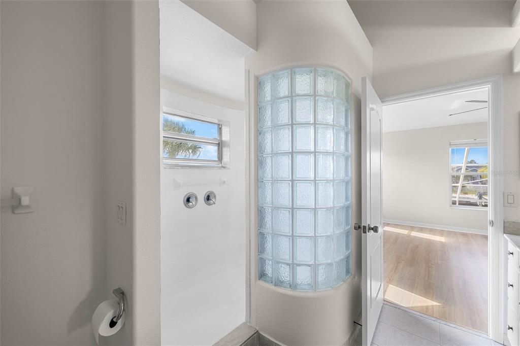 待售: $745,000 (3 贝兹, 2 浴室, 1847 平方英尺)