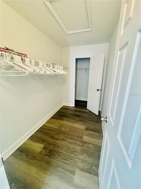 На продажу: $410,000 (5 спален, 3 ванн, 2239 Квадратных фут)