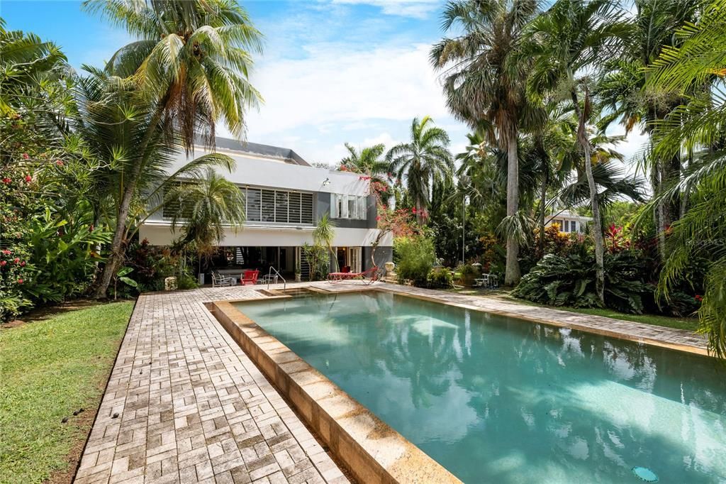 待售: $3,500,000 (4 贝兹, 4 浴室, 3520 平方英尺)