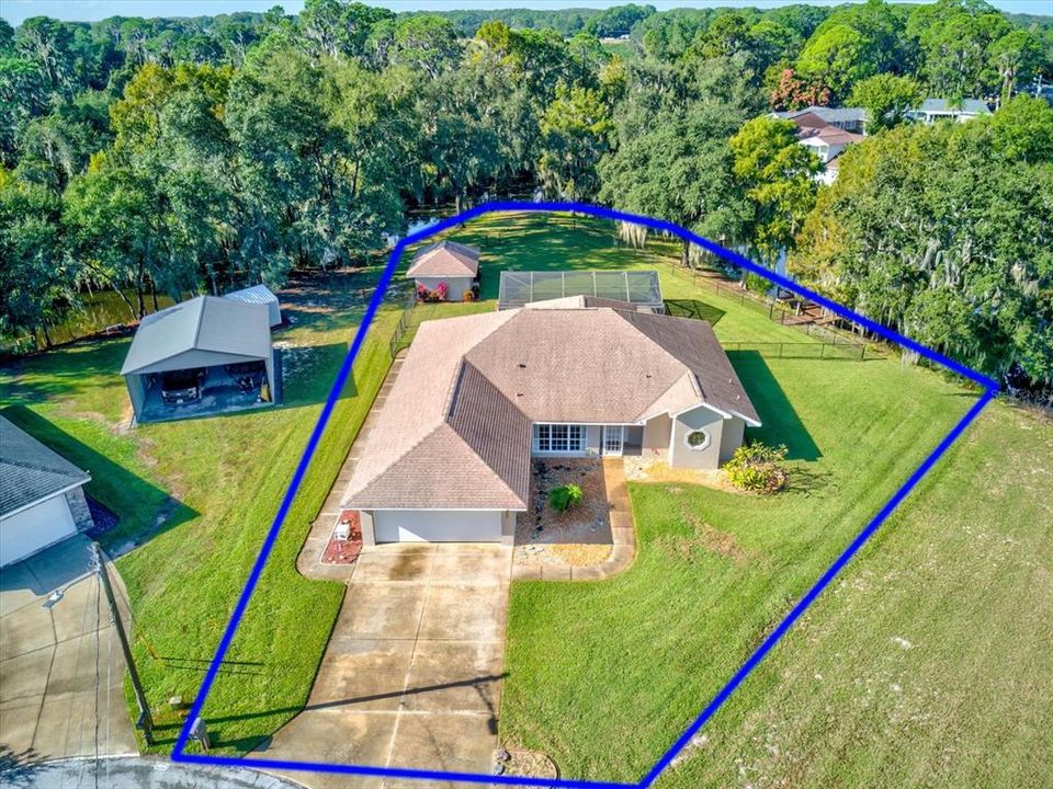 合同活跃: $559,000 (3 贝兹, 2 浴室, 2240 平方英尺)