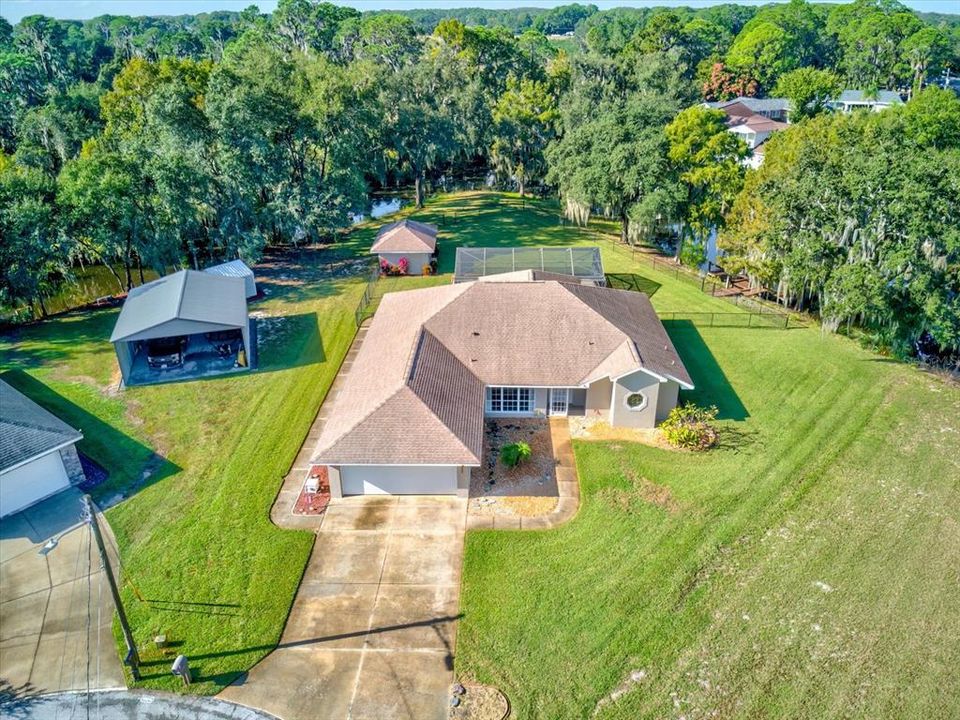 合同活跃: $559,000 (3 贝兹, 2 浴室, 2240 平方英尺)