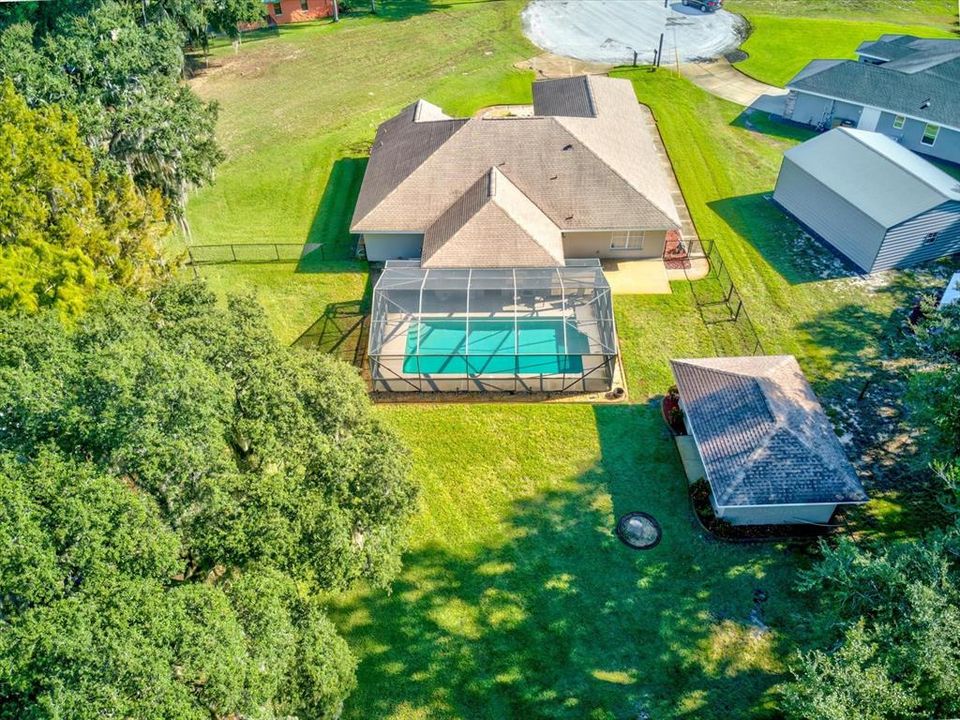 合同活跃: $559,000 (3 贝兹, 2 浴室, 2240 平方英尺)