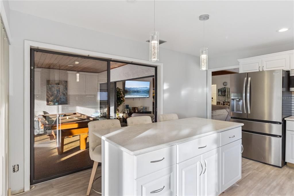 待售: $367,000 (4 贝兹, 3 浴室, 2362 平方英尺)