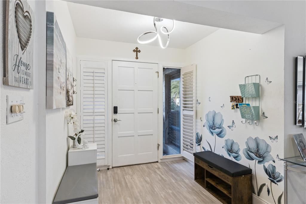 待售: $367,000 (4 贝兹, 3 浴室, 2362 平方英尺)