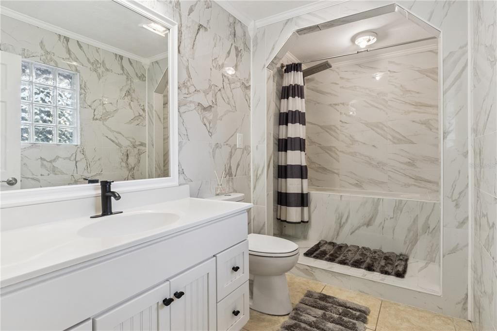 待售: $367,000 (4 贝兹, 3 浴室, 2362 平方英尺)