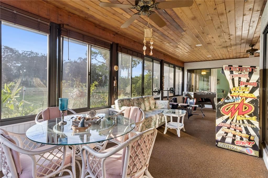 待售: $367,000 (4 贝兹, 3 浴室, 2362 平方英尺)