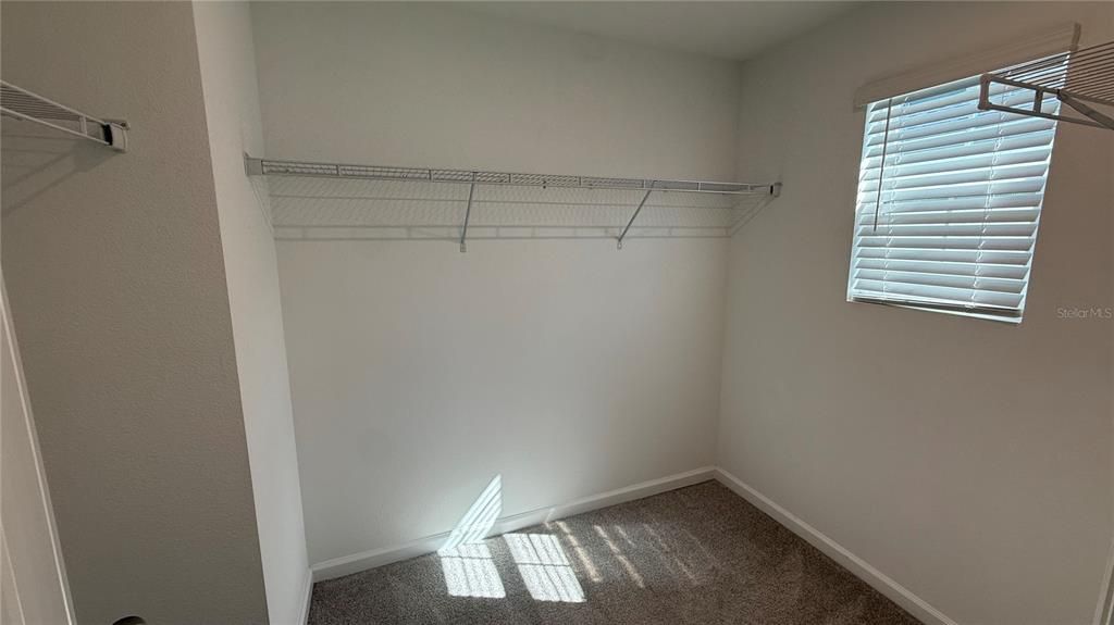 Active With Contract: $2,200 (3 beds, 2 baths, 1611 Square Feet)