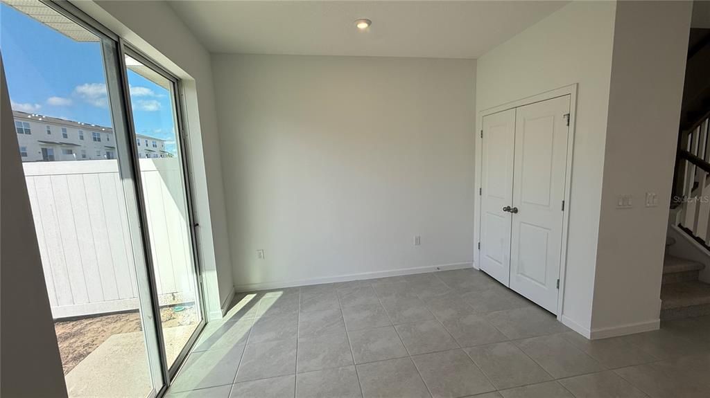 Active With Contract: $2,200 (3 beds, 2 baths, 1611 Square Feet)